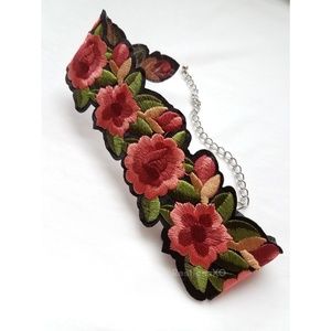 Embroidery Necklace